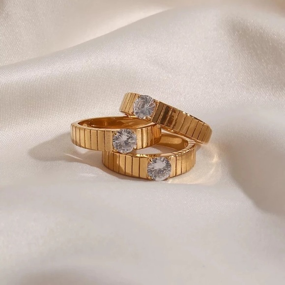 18K Gold Plated Cubic Zirconia Ring - Picture 6 of 8